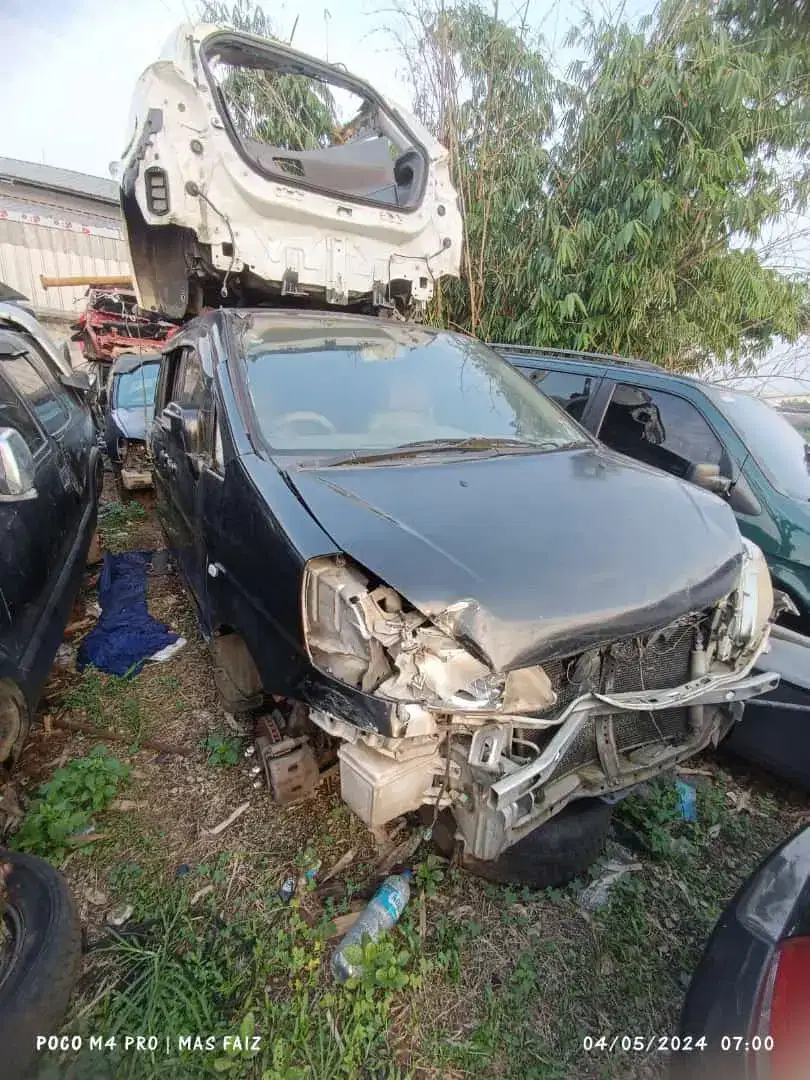 Beli mobil rongsok dalam kondisi apapun