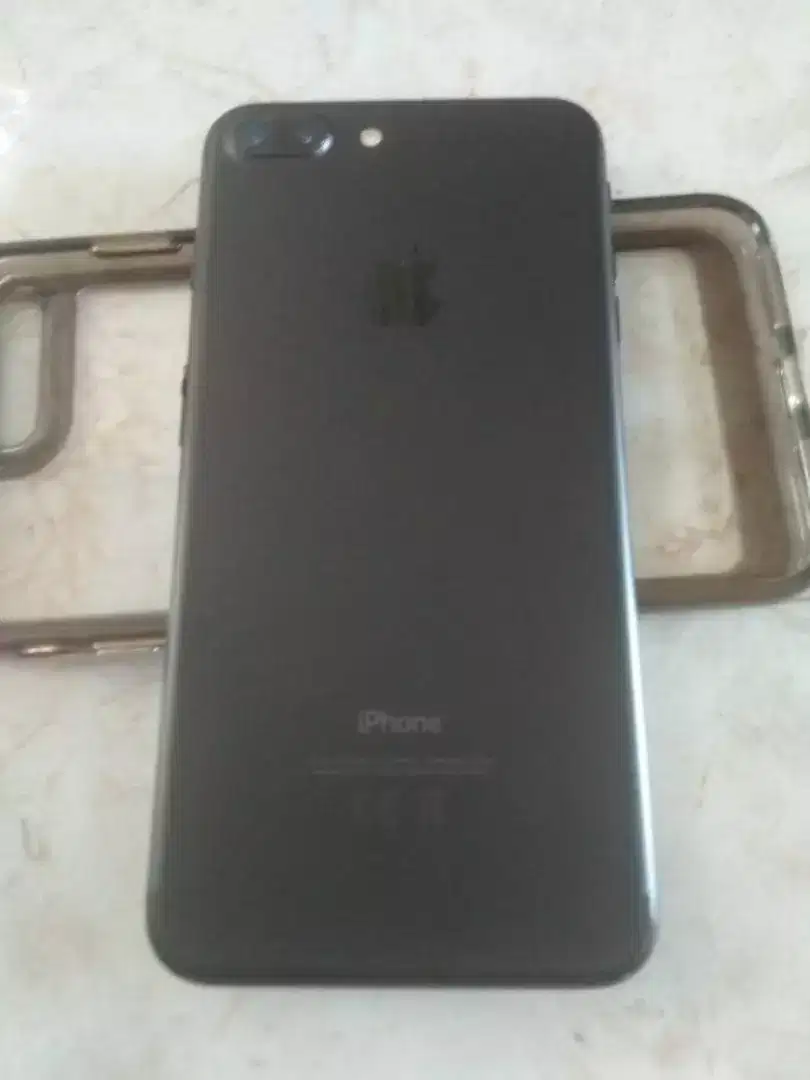 Dijual iphone Apple 7 plus