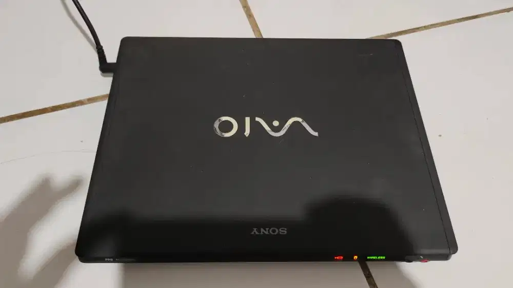 Di jual laptop merek sony