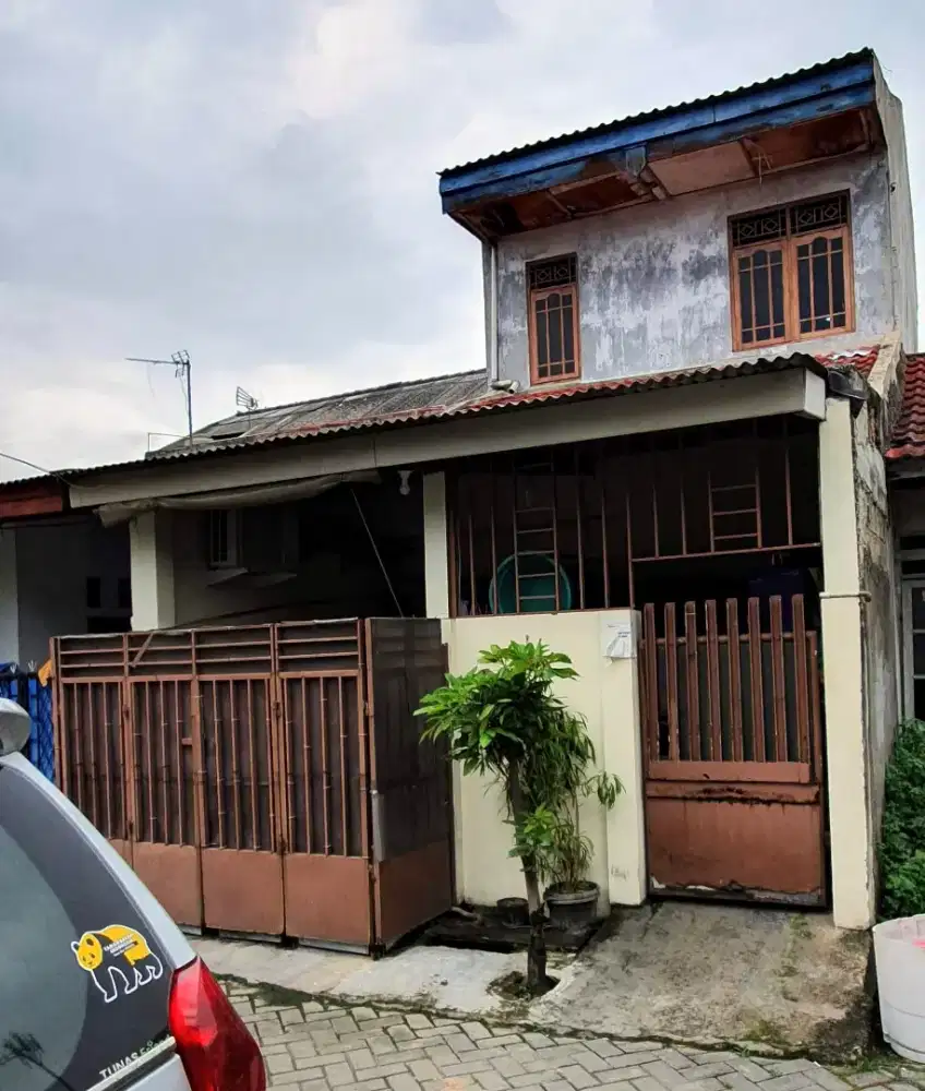 Rumah vila regensi 2