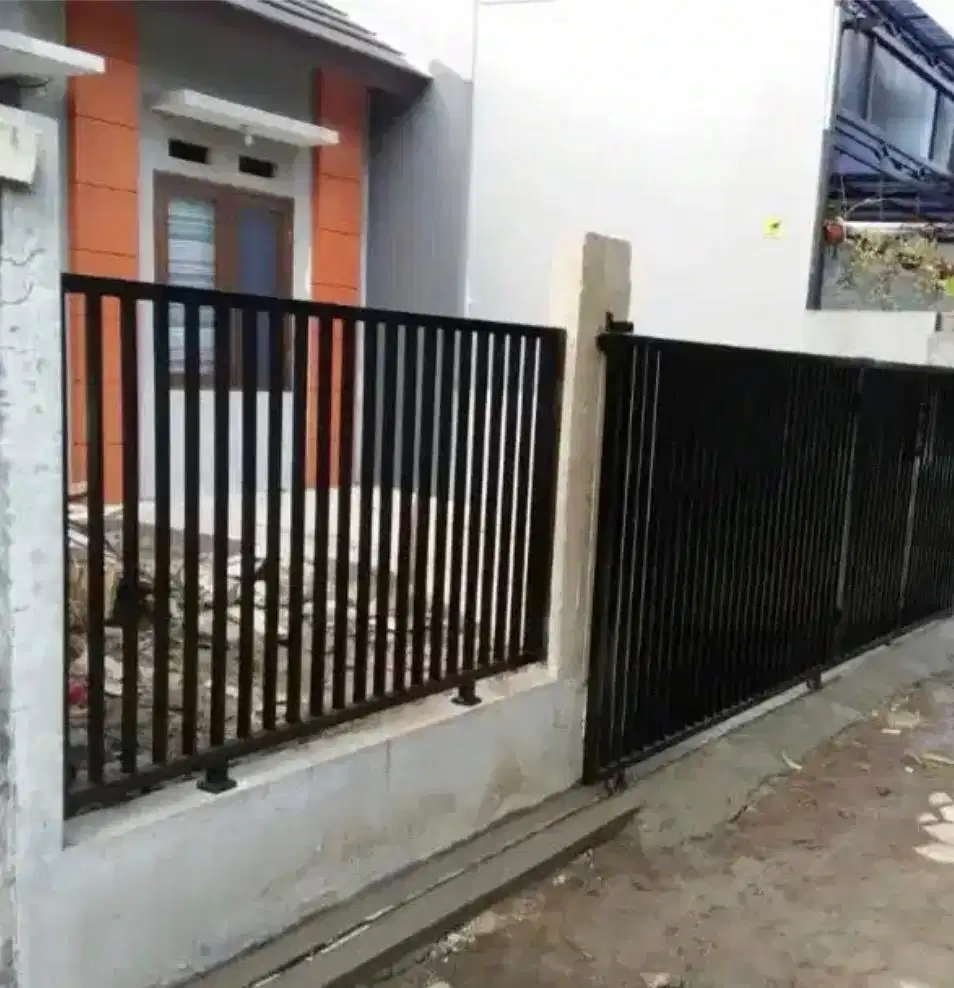 DISEWAKAN RUMAH MINIMALIS DI CLUSTER KOMPLEK CIBOLERANG BANDUNG