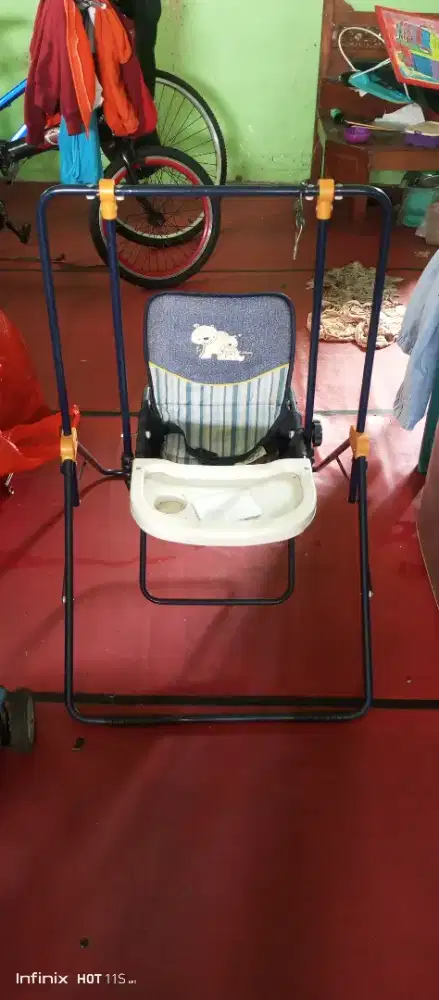 Ayunan bayi seperti di gambar