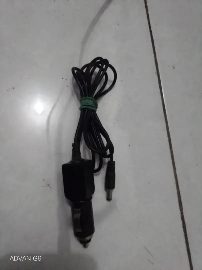 Charger mug elektrik untuk mobil