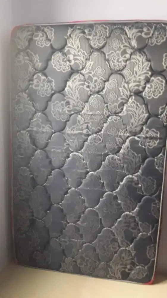 Springbed merk central ukuran 120 x 200