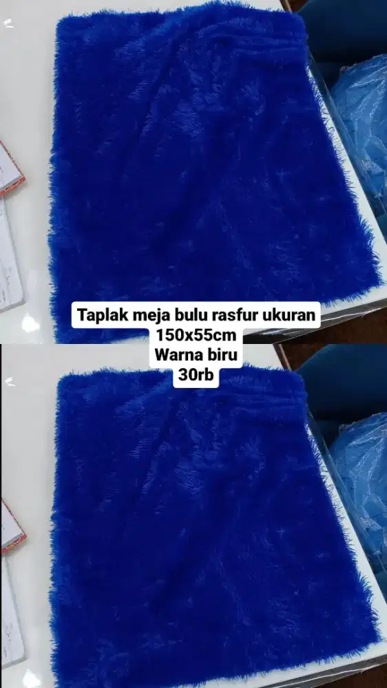 Taplak bulu warna biru