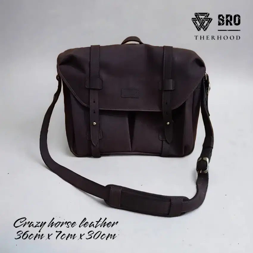 Tas selempang laptop kulit sapi asli jenis crazy horse