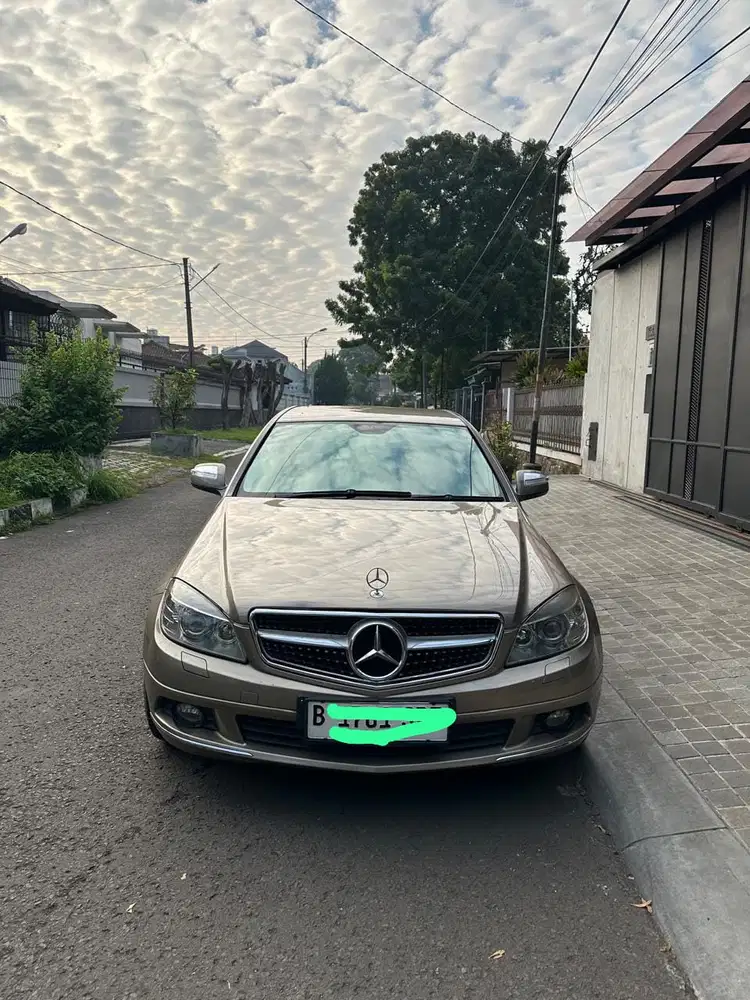 Mercedes-Benz C280