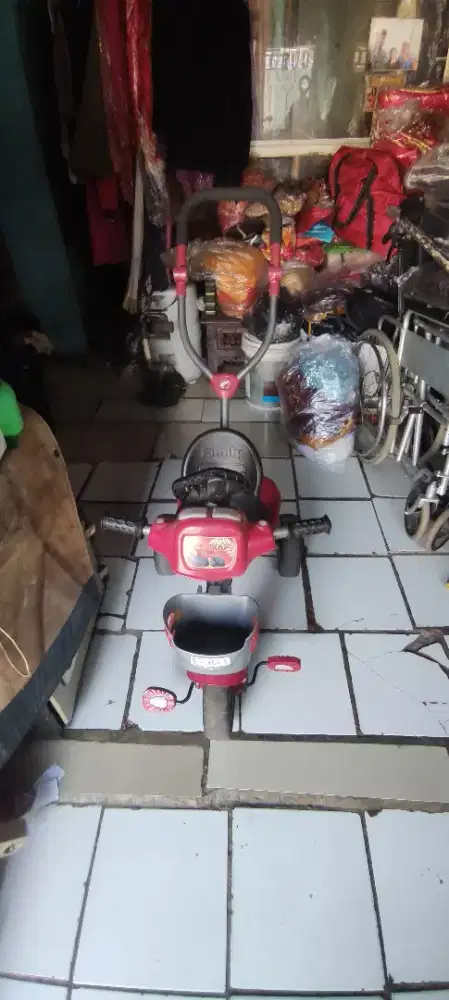 SEPEDA ANAK RODA 3 FAMILY PREMIUM F860J