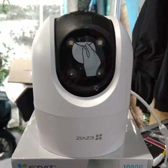 CAMERA CCTV WIFI INCLUDE PEMASANGAN DAN ONLINE HP