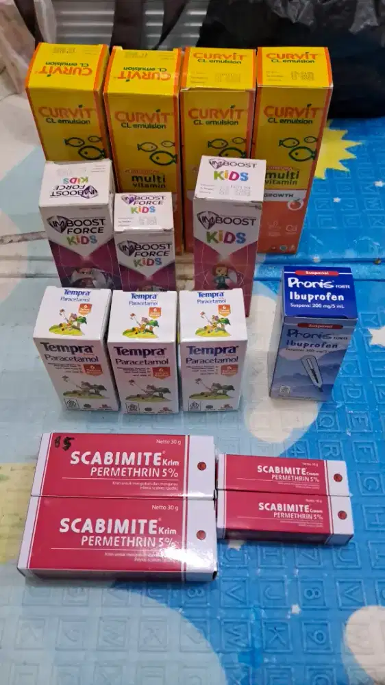 Asisten Apotek Khusus Perempuan