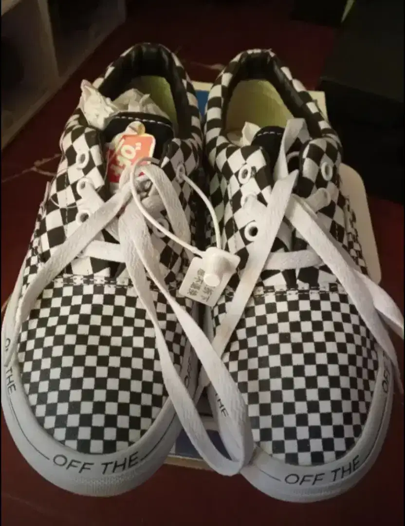 Vans off tw size 40, like new