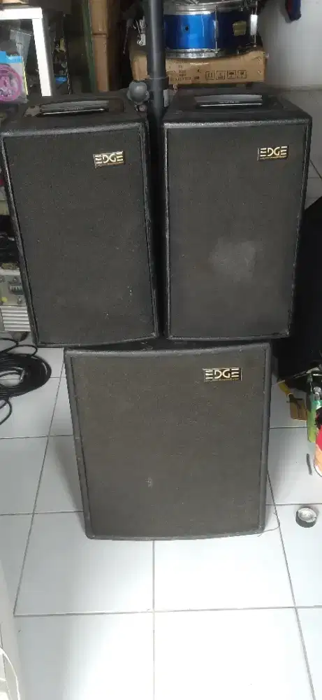 Mixer yamaha studiomaster betavo rane