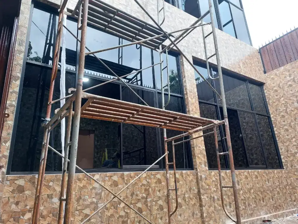 Kusen alumunium partisi kaca pintu lipat geser swing