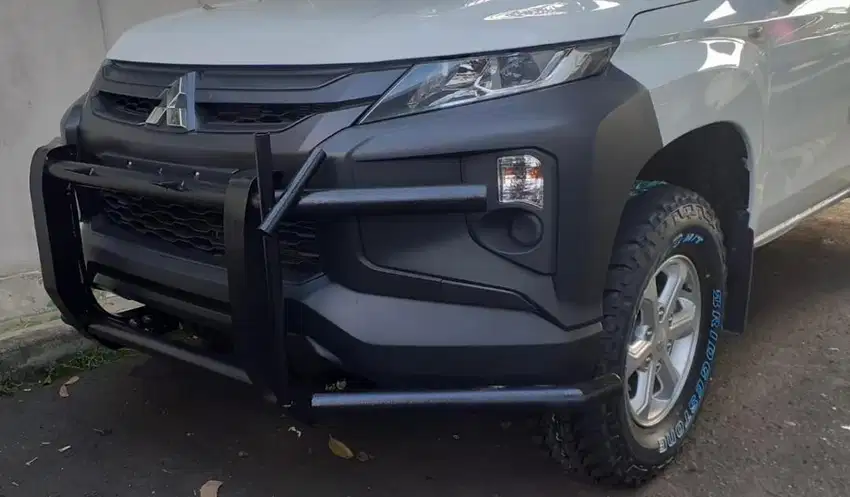 Tanduk Bemper depan triton hilux model pipa