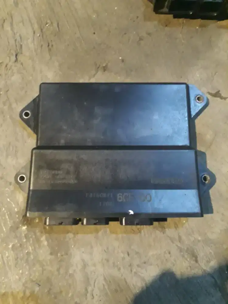 ECM mesin tempel yamaha outboard 300pk 4t