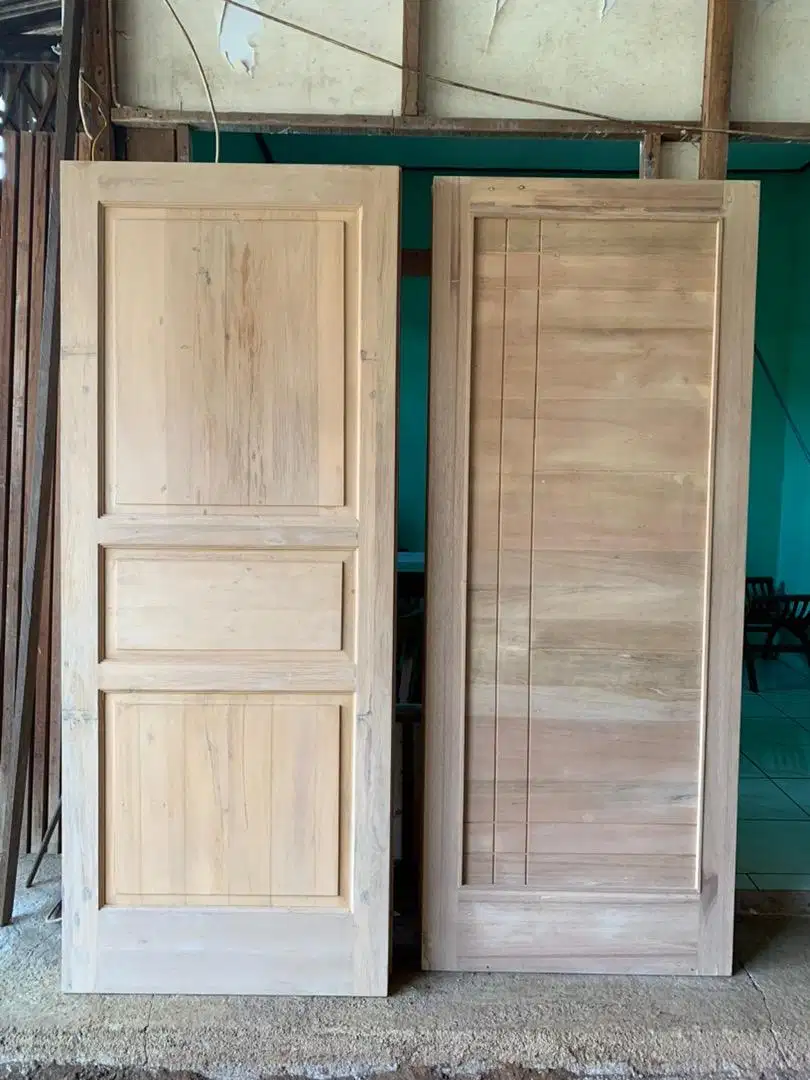 Pintu Meranti Model Panel & Minimalis (bahan kayu bekas)