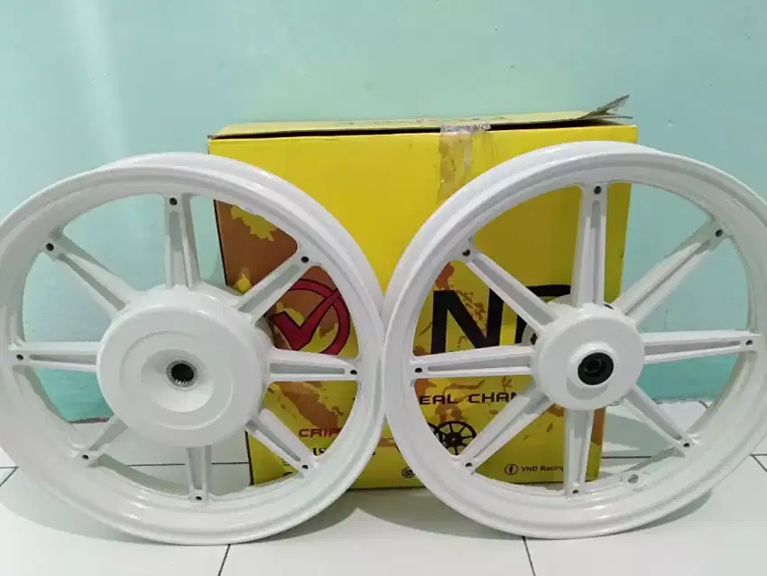 Velg vnd crypto (like new) baru 1 bln