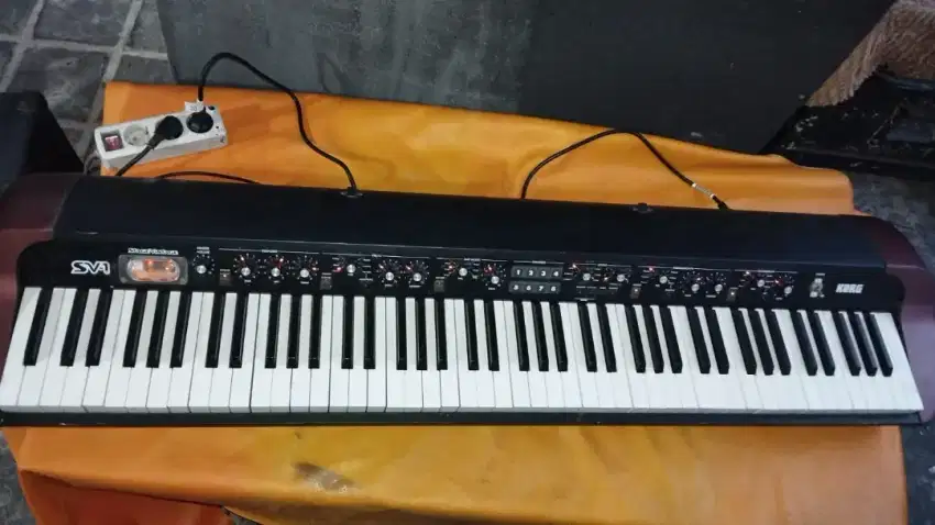 Piano digital Korg SV1 88