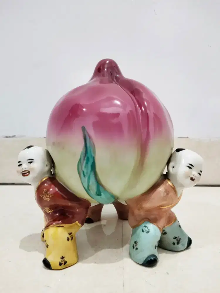 JUAL MURAH & BAGUS 100% . 
PAJANGAN KERAMIK BUAH DEWA / SIEN THOU