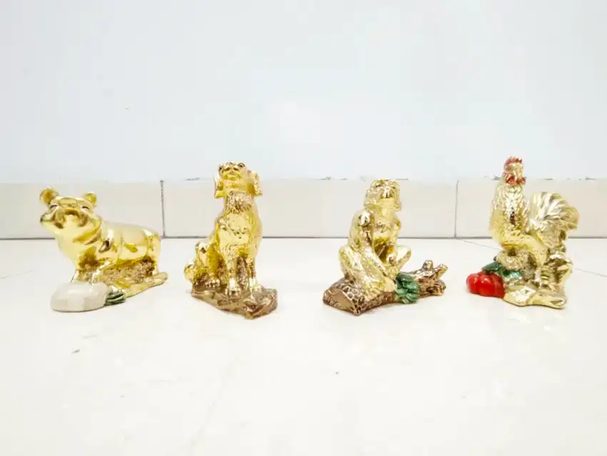 JUAL MURAH & BAGUS 100% . 
PAJANGAN HOKI 4 HEWAN EMAS