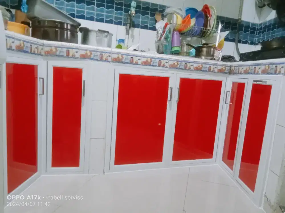 menerima pemesanan kitchen set alumunium/kusen