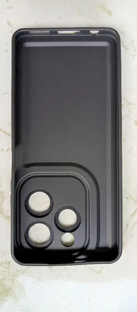 Softcase Infinix Hot 40 Pro Baru