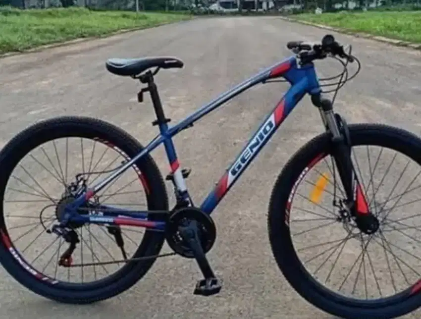 Sepeda Gunung Genio dan Sepeda Lipat Odessy