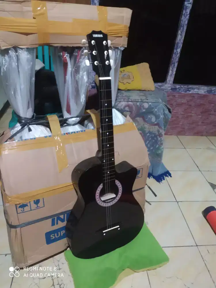 Gitar akustik untuk belajar
