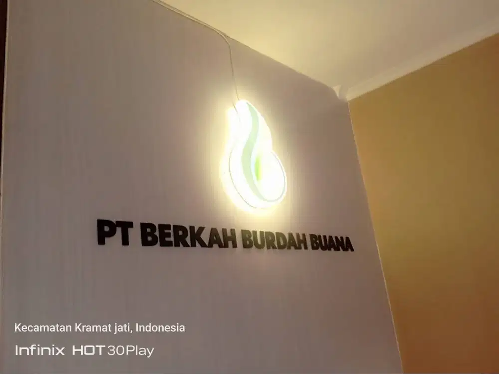 Huruf timbul//papan nama//neon box//reklame//acrylic//murah