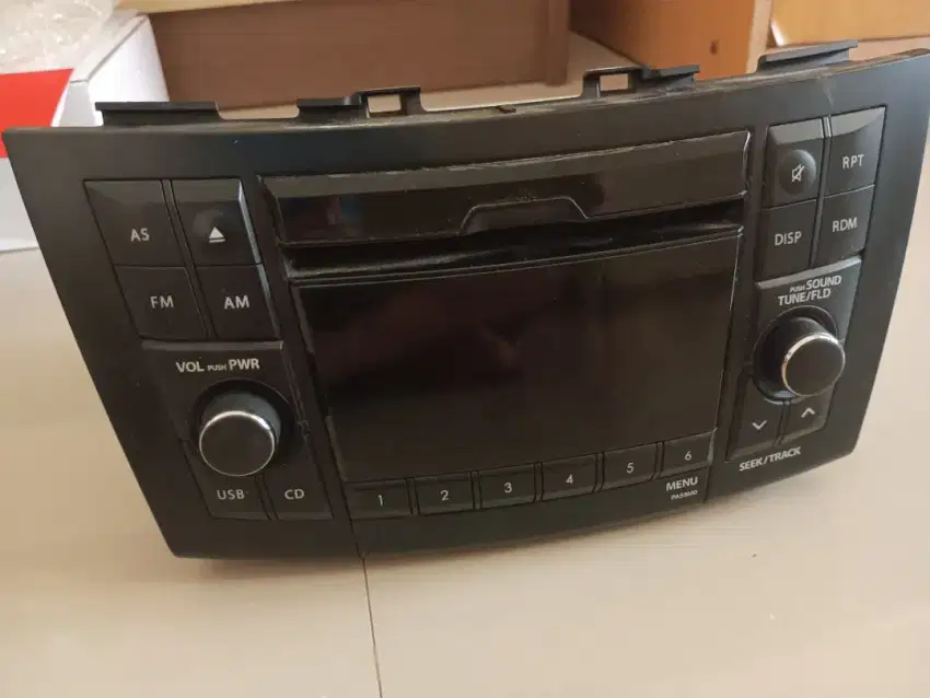 Jual head unit original suzuki all new swift / ertiga kondisi normal