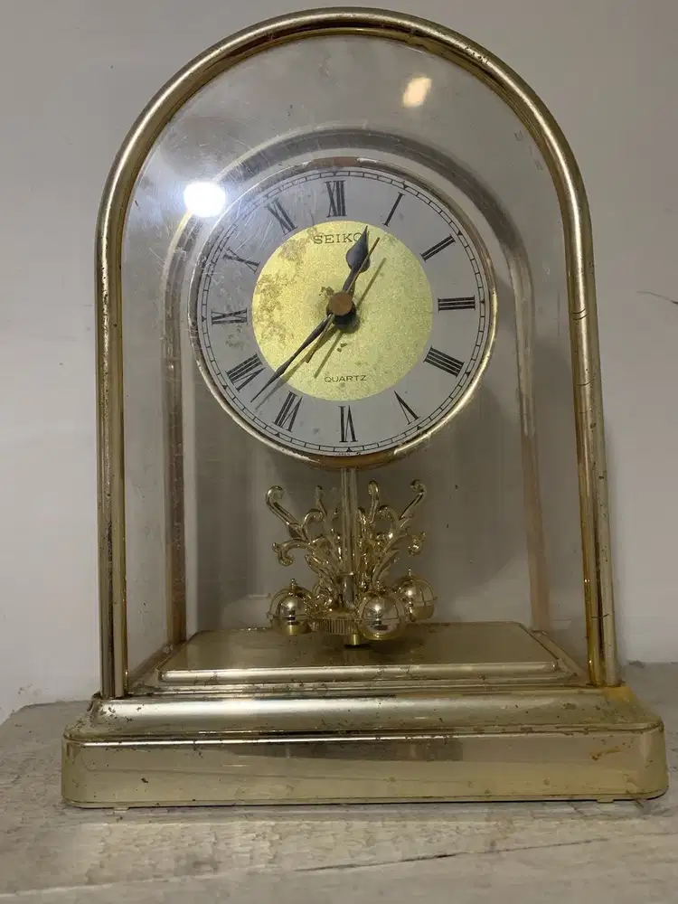 Jam Meja Seiko QQZ168G