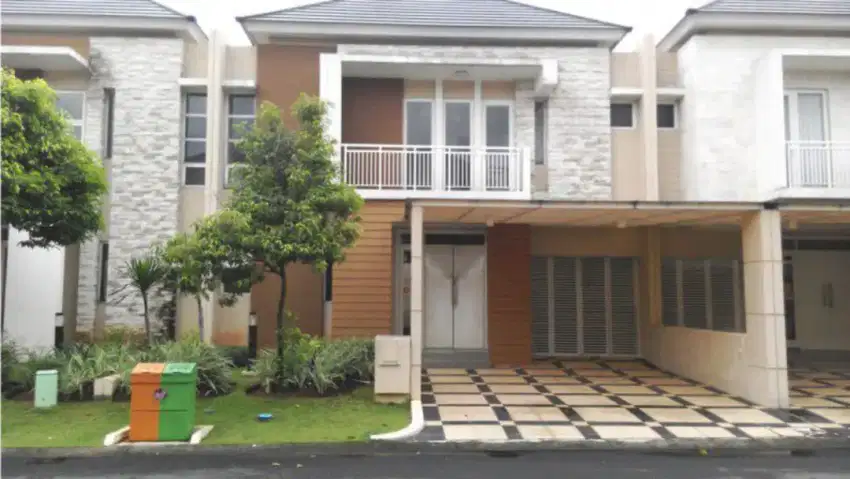 DI Jual Murah Rumah 2 Lt
Sumarecon Cluster Lotus
Sumarecon Bekasi