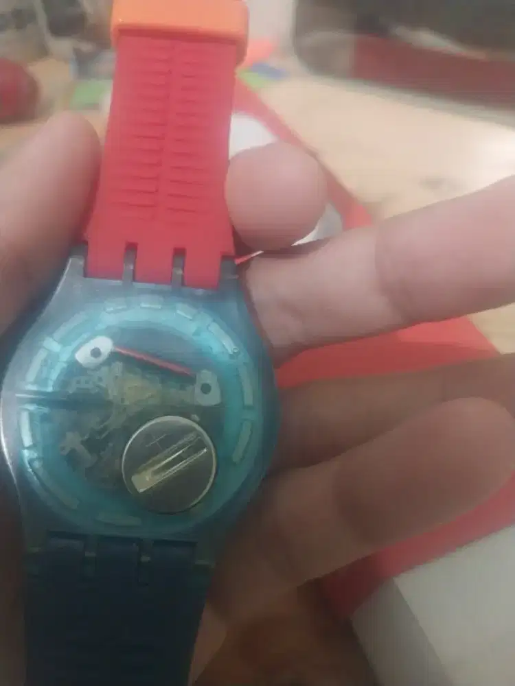 Jam tangan swatch suos101