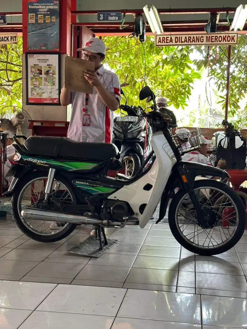 Astrea Grand 1996 Ori pajak hidup ANTIK