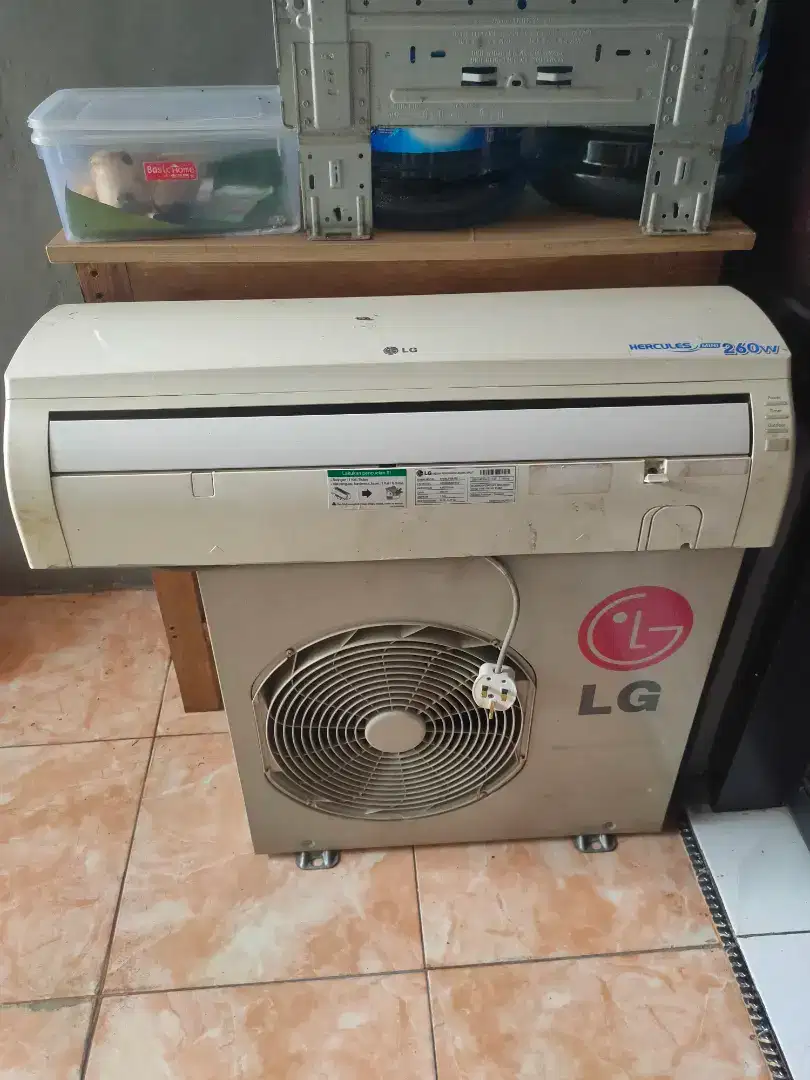 AC LG 1/2 PK Hercules 260watt