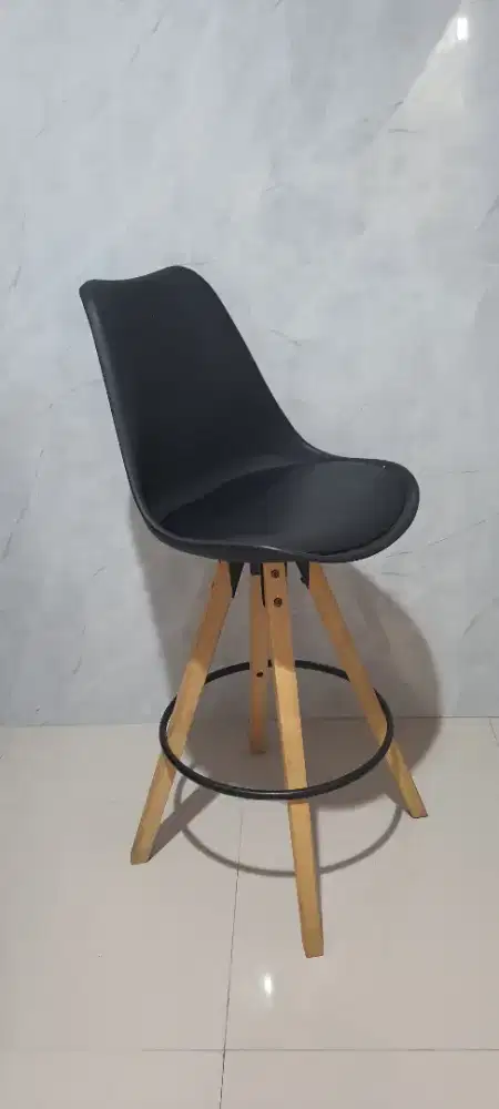 kursi bar merk informa bekas