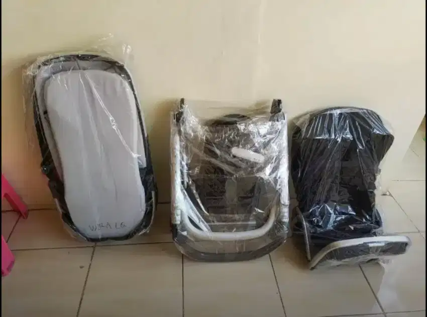 Nuna ivvi (ivvy) + carrycot murah