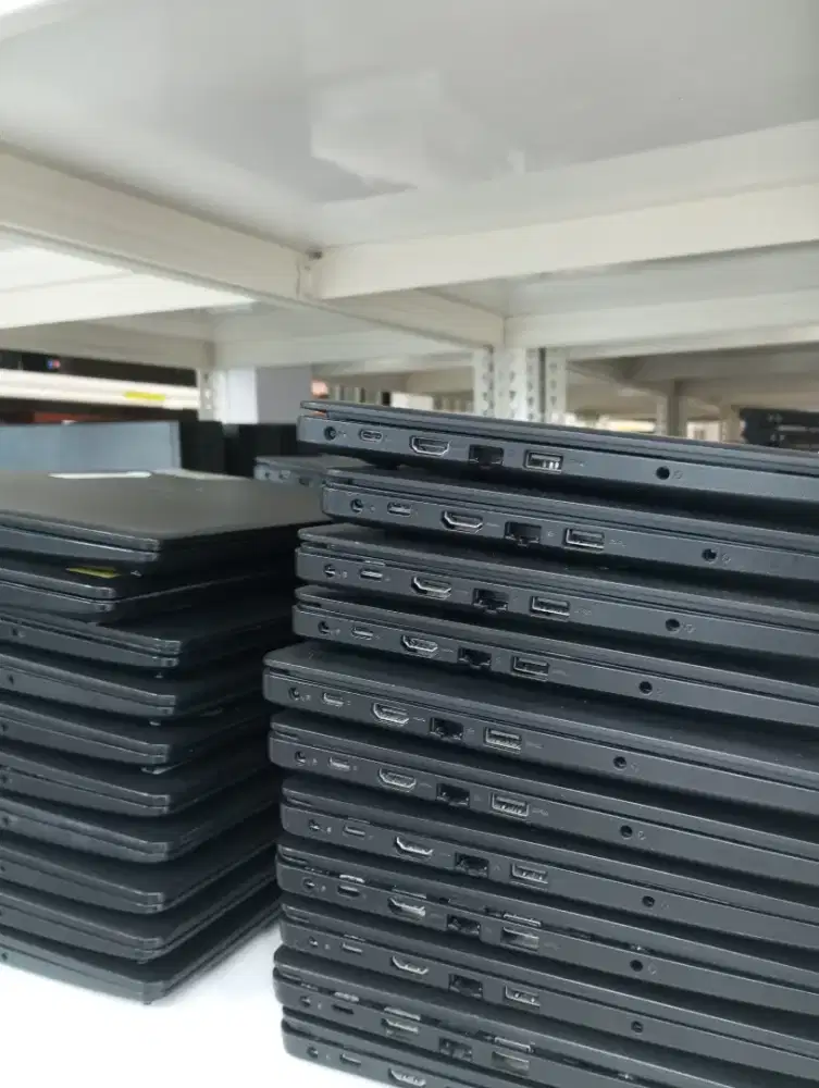 Dibeli Laptop Komputer server Segala Kondisi