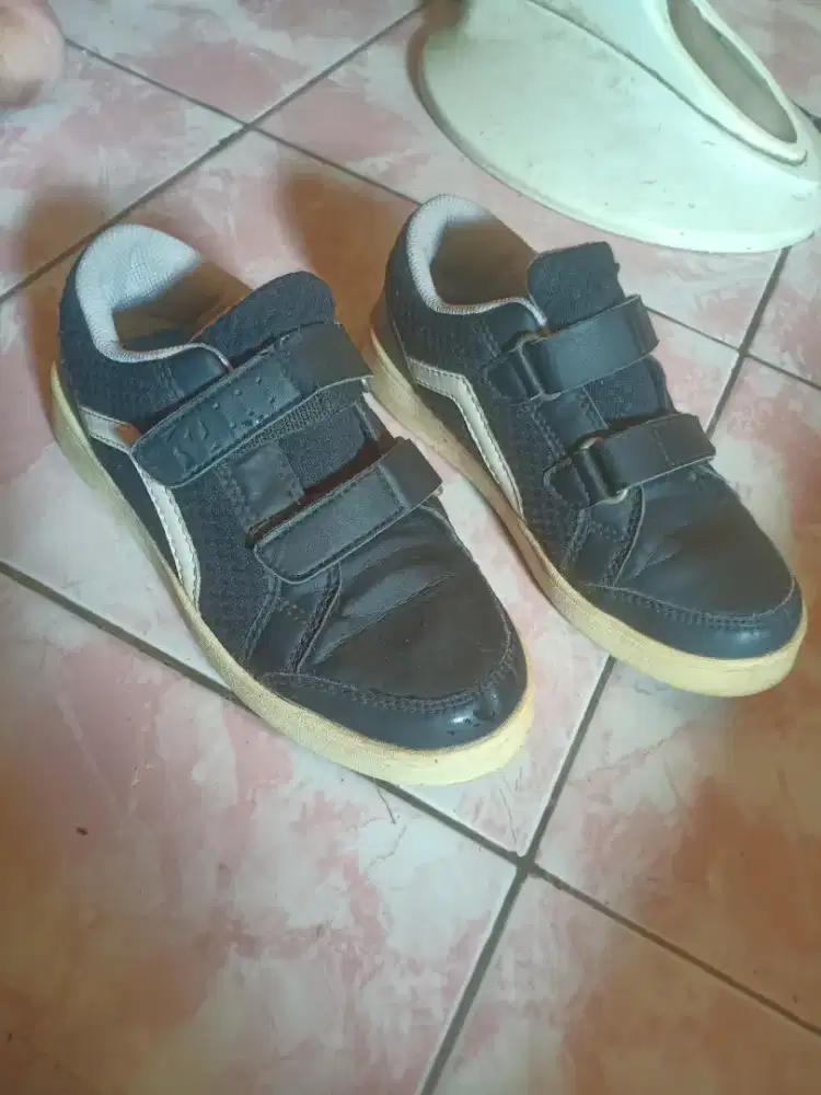 SEPATU GET FIT EURO, KULIT