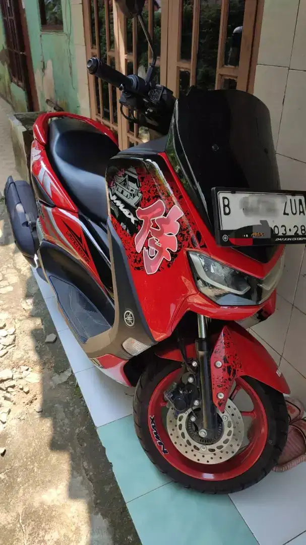 NMAX Connected Keyless Limited edisi ( Body Custom Yamaha )