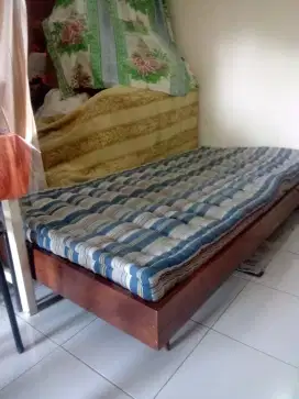 Jual dipan jati kuno+kasur kapuknya