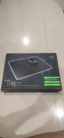 Mouse Pad Gaming Razer Invicta - GunMetal Edition