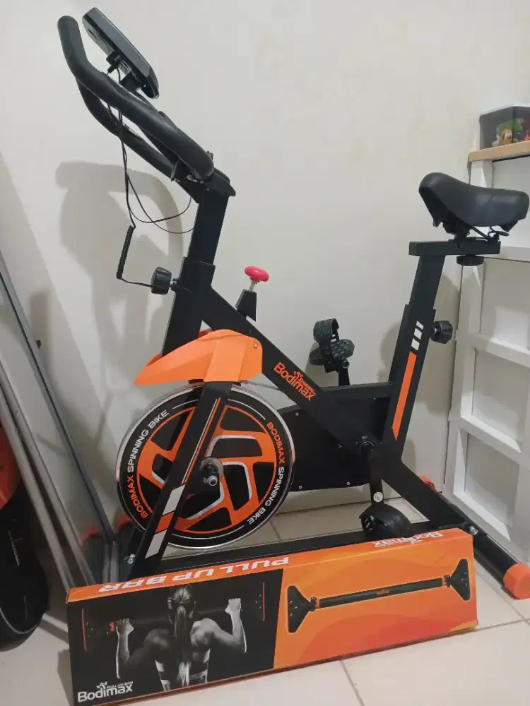 PAKET OLAHRAGA RUMAH 2in1 (sepeda & pullup bar)