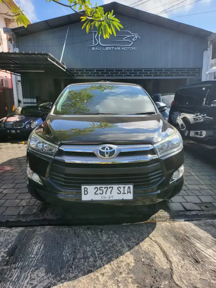 Toyota inova 2.0L AT 2019