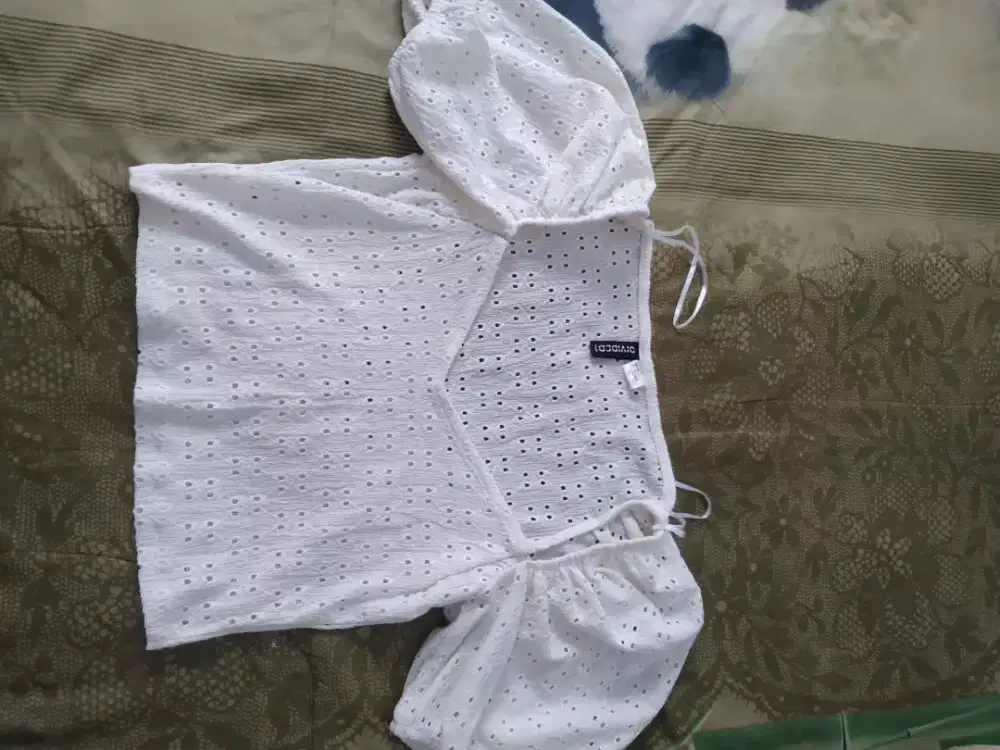 Atasan h&m pakai sekali