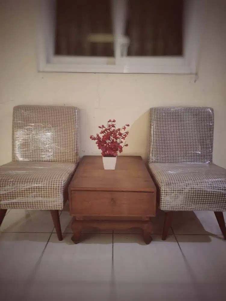 Bangku Jengki Jati dan meja laci