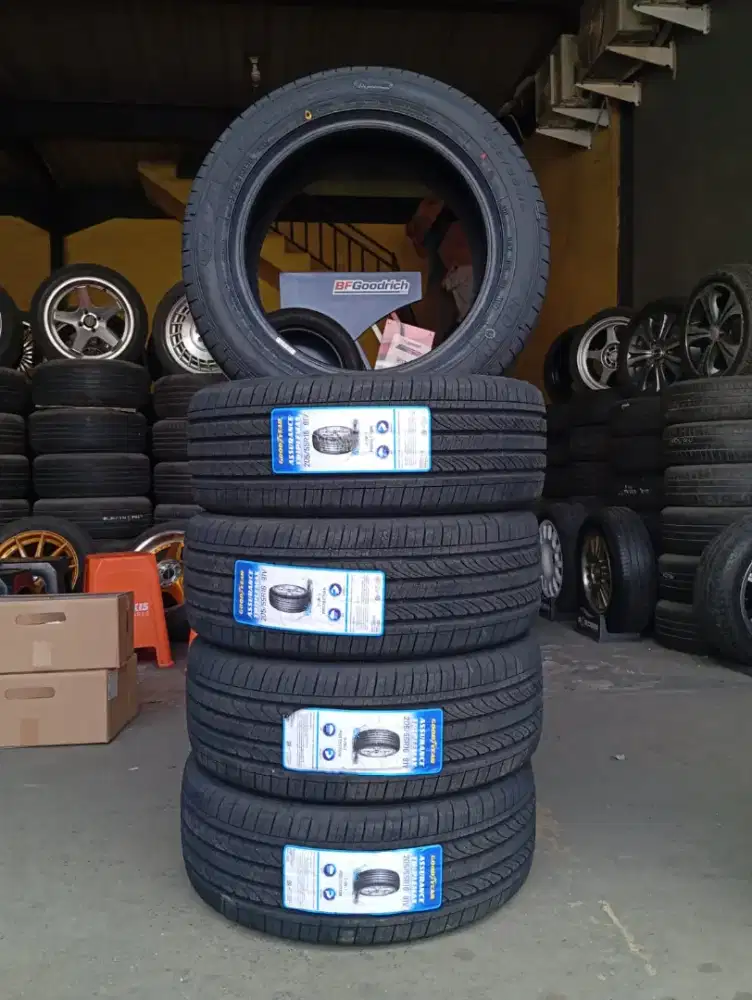 Ban goodyear 205 55 16
