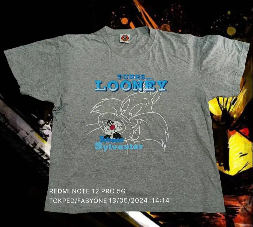 Kaos FLASH SALE iN OFFiCiAL STORE LOONEY TUNES SYLVESTER