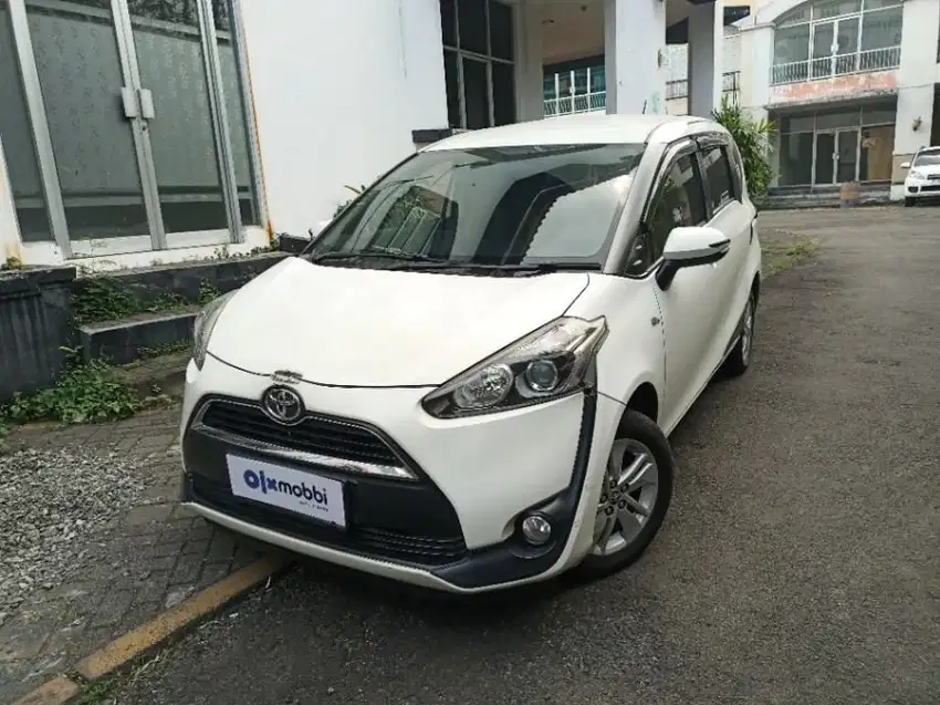 like new - TOYOTA SIENTA 1.5 G BENSIN A/T 2016 PUTIH