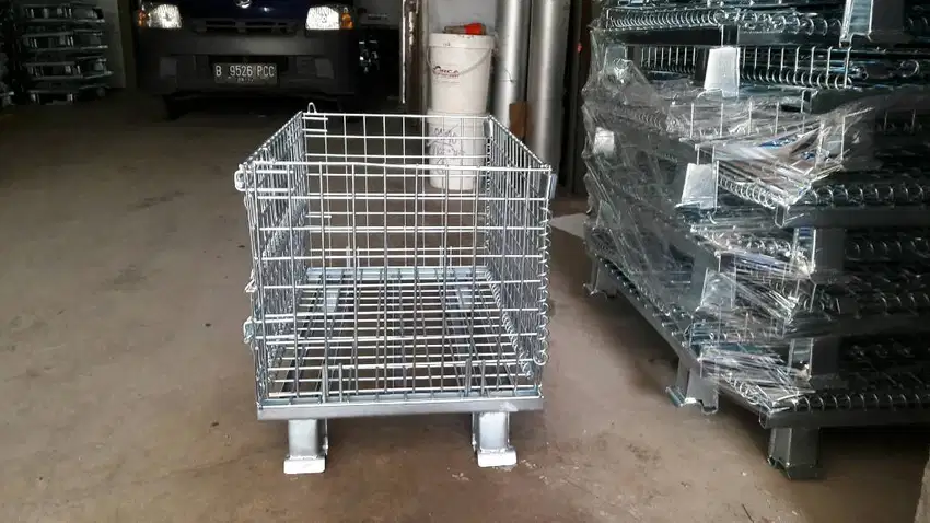 keranjang besi pallet mesh